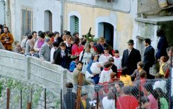 nocera-terinese-cz-1973-la-processione-della-madonna-addolorata-il-rito-dei-vattienti_31122827806_o.jpg