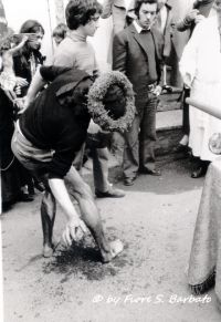 nocera-terinese-cz-1973-la-processione-della-madonna-addolorata-il-rito-dei-vattienti_4330186423_o.jpg