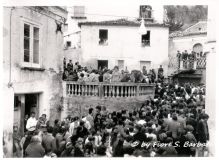 nocera-terinese-cz-1973-la-processione-della-madonna-addolorata_4330186987_o.jpg