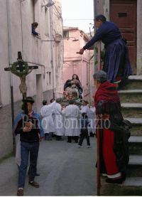 Nocera-Terinese-1985-processione-dellAddolorata-1-740x1024.jpg