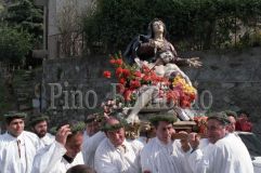 Nocera-Terinese-1985-processione-dellAddolorata-6-960x638.jpg