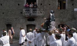 Nocera-Terinese-1985-processione-dellAddolorata-9-960x580.jpg