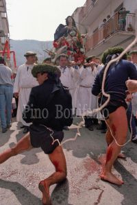Nocera-Terinese-1985-vattienti-31-684x1024.jpg
