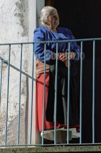 Nocera-Terinese-1986-al-balcone-675x1024.jpg