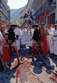 Nocera-Terinese-1986-vattienti-15-709x1024.jpg