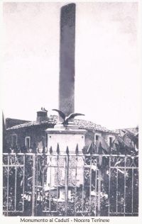 1935b_monumento_anni30_2.jpg
