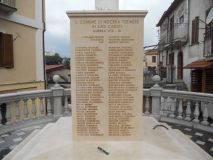 2014d_monumento_ai_caduti anno 2014.jpg