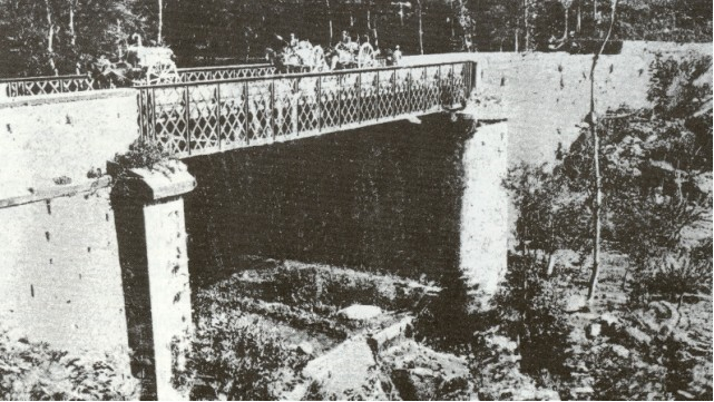 vecchio ponte fiume grande